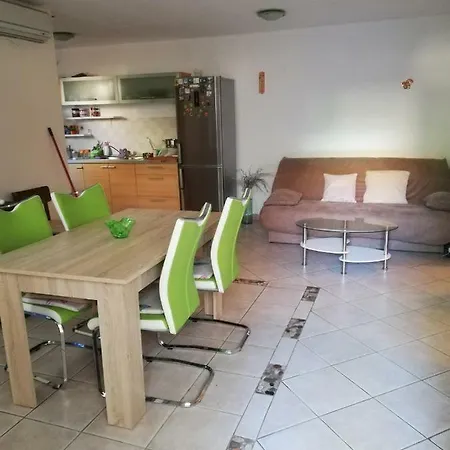 Natasa Apartment